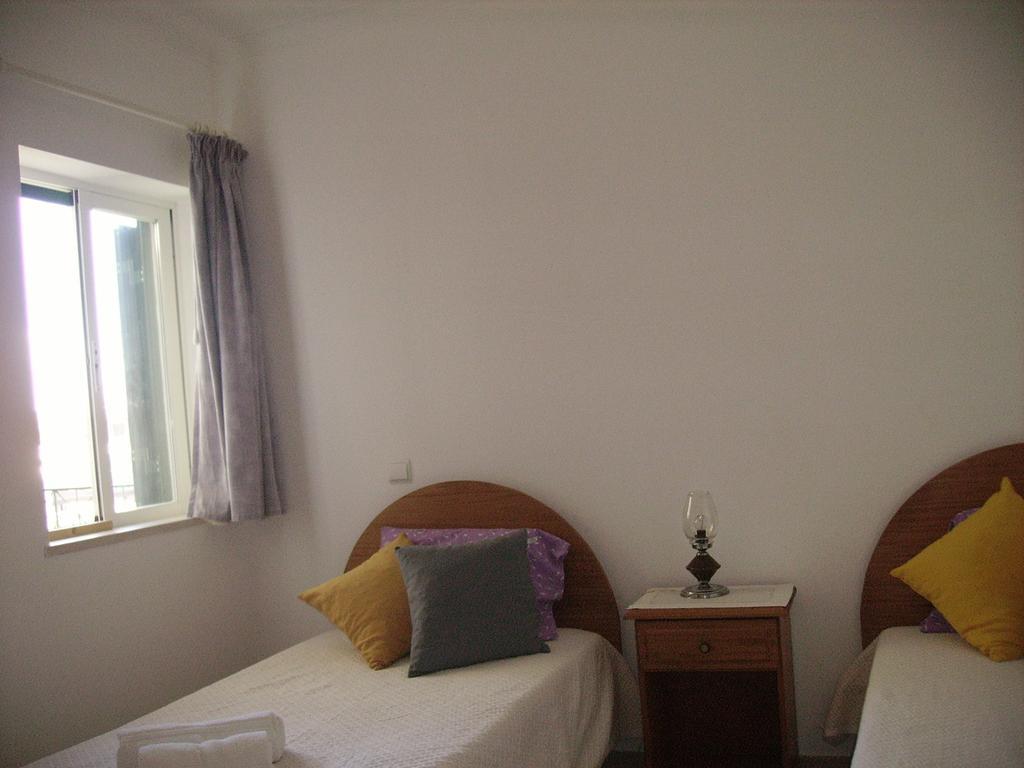 Apartamento Casa Do Sol Daire Lagos Oda fotoğraf